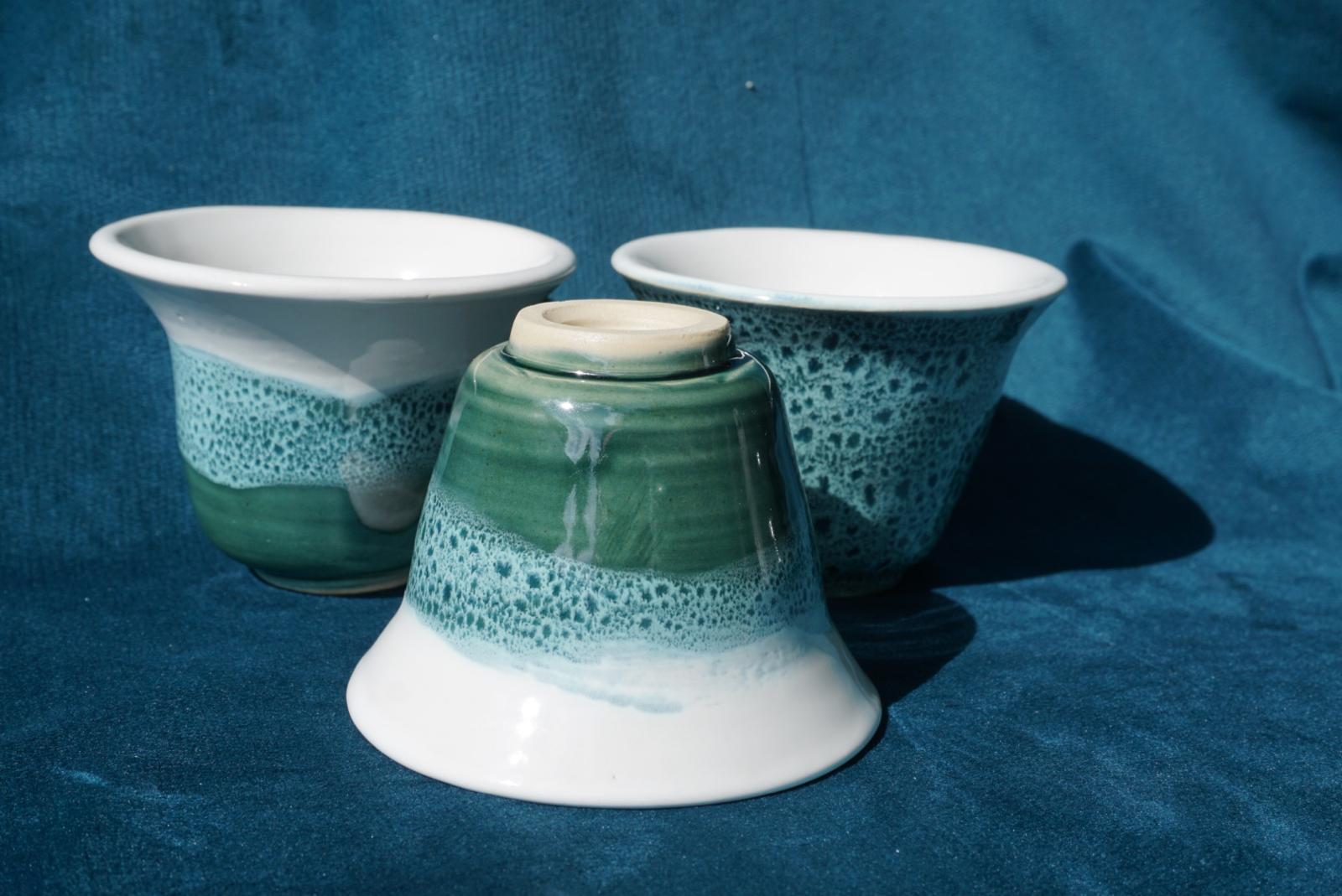 Une tasse à café de la collection Rainforest de Cathy Potter.